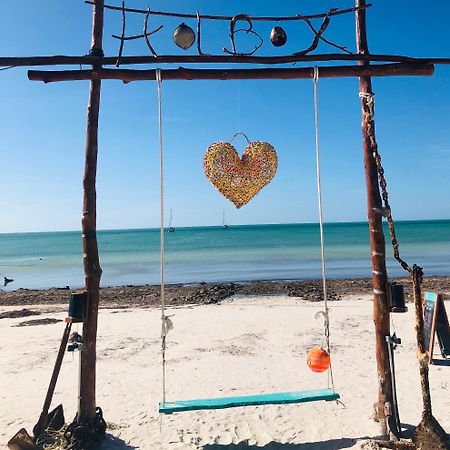 Pachamama Holbox - Hostel & Private Apartments Экстерьер фото