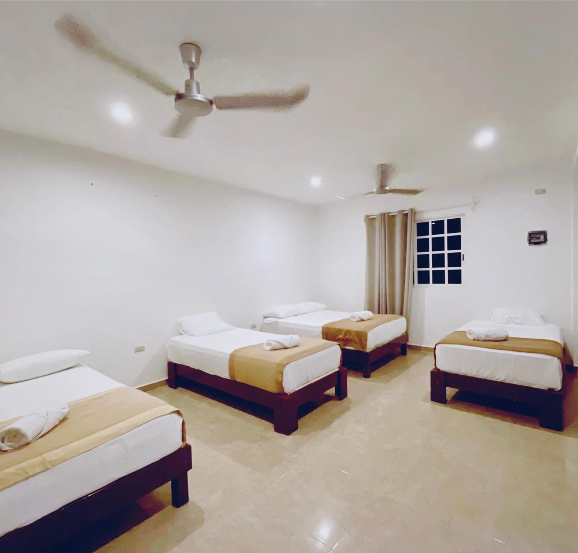 Pachamama Holbox - Hostel & Private Apartments Экстерьер фото