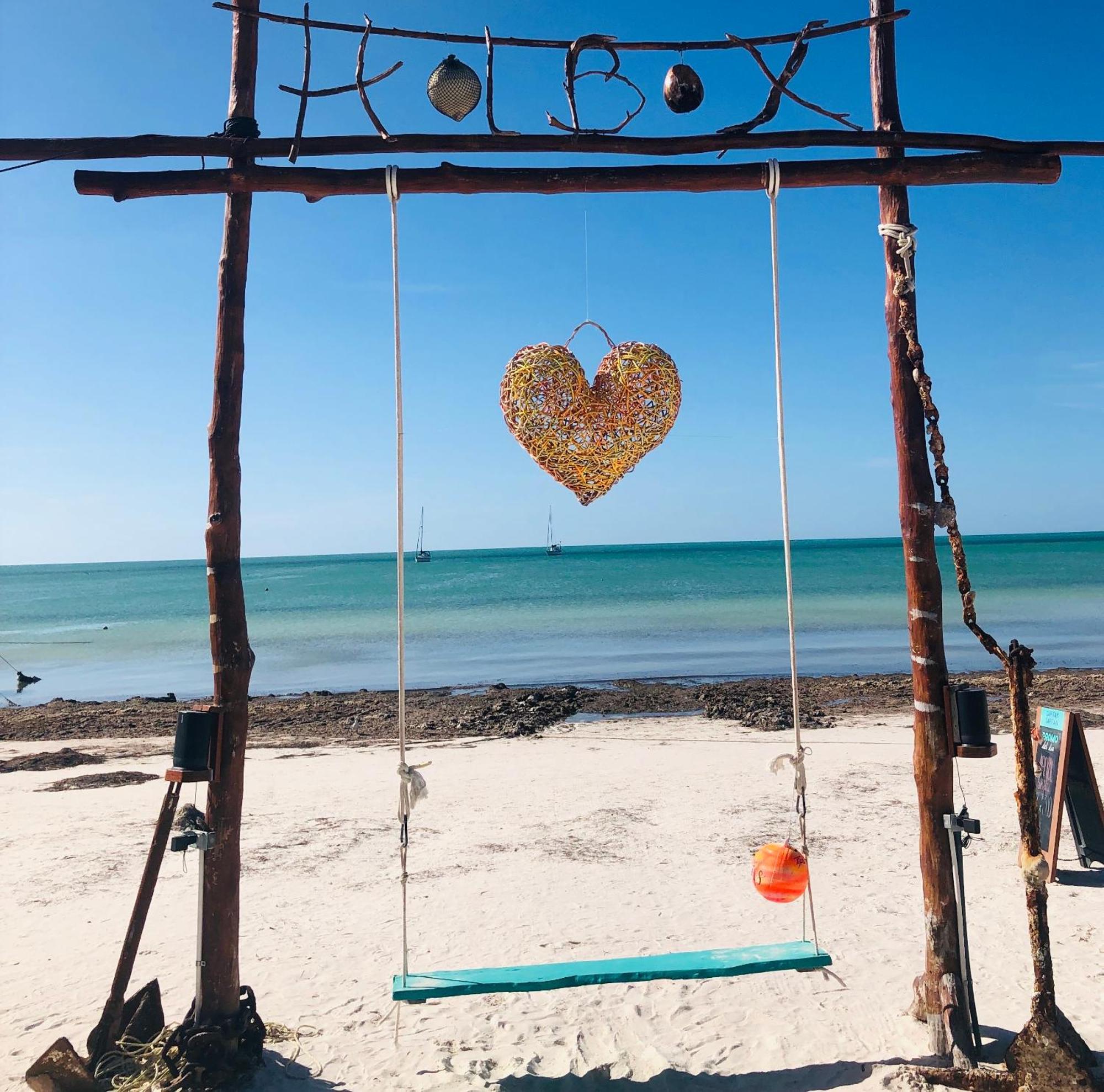 Pachamama Holbox - Hostel & Private Apartments Экстерьер фото
